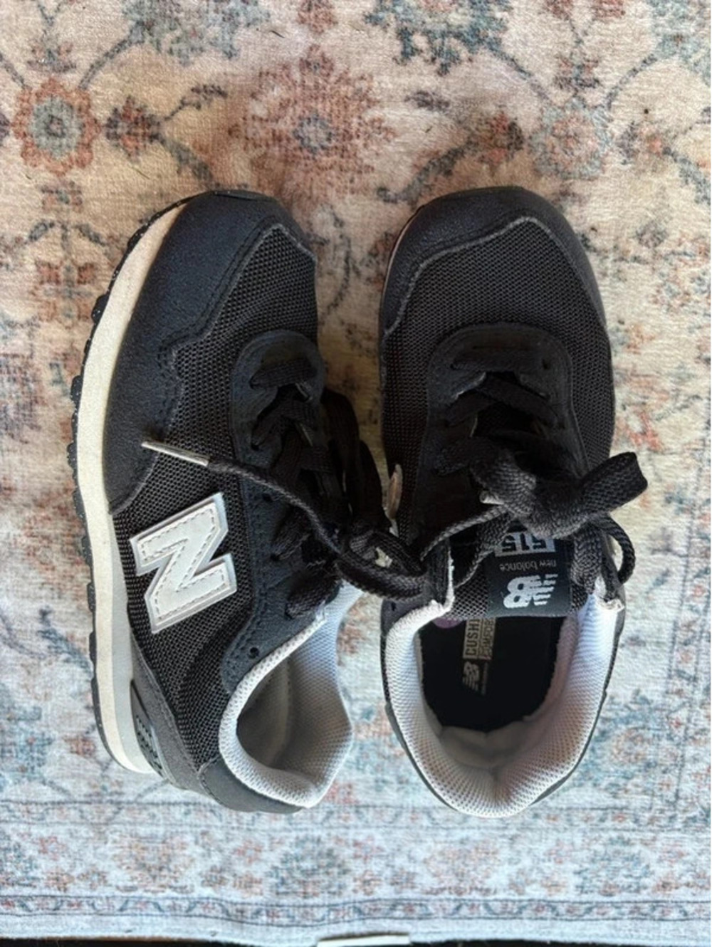1Y Kids Black & White New Balance Sneakers